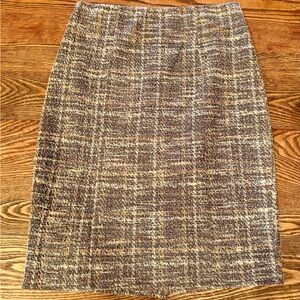 Elegant Tweed Pencil Skirt